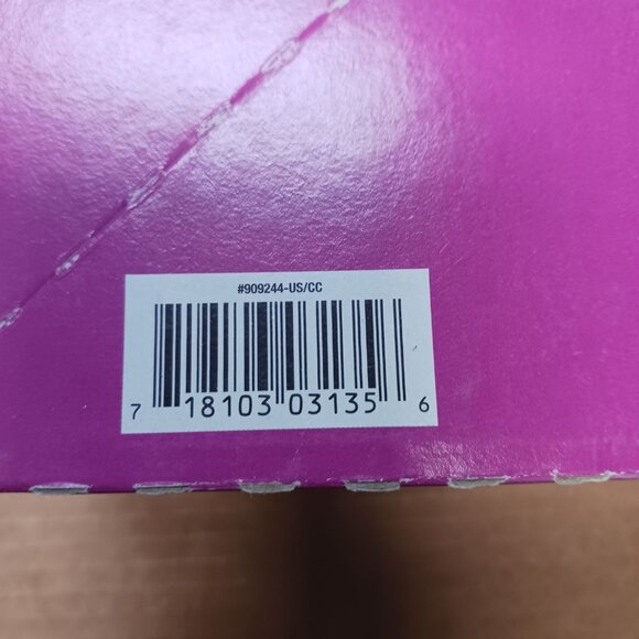 Staples Invitation Envelopes Ivory 4 3/8"x5 3/4" 24lb gummy closure item # 90924 - Picture 4 of 4